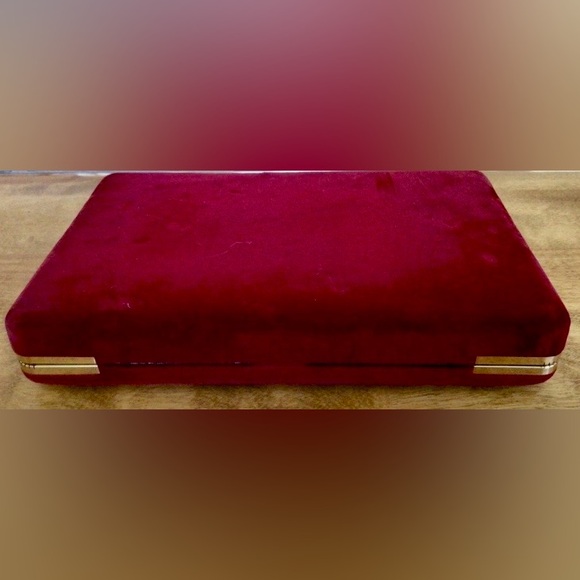 Red Velour Vintage Jewelry Storage Box w/ Gold Trim: Inner Mirror, 24 Compmts. - Picture 5 of 7
